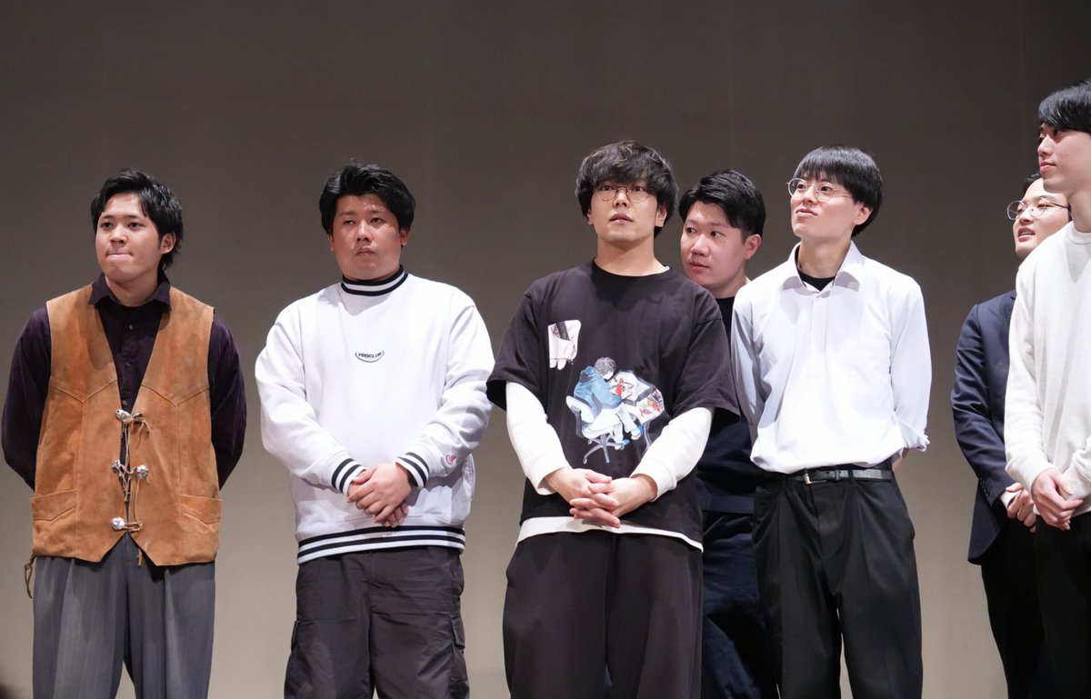 chiiran32's tweet photo. 金の国新ネタライブで一番の問題作の「田舎」どこだったら出来るか話してたのに意外と直ぐ観れたw
思い込みがひっくり返されるの楽しい
スクールゾーン、フラピ、初見のステロタイプAも面白かった
#WorldControl
#ワールドコントロール https://t.co/L2GdEXyHTH