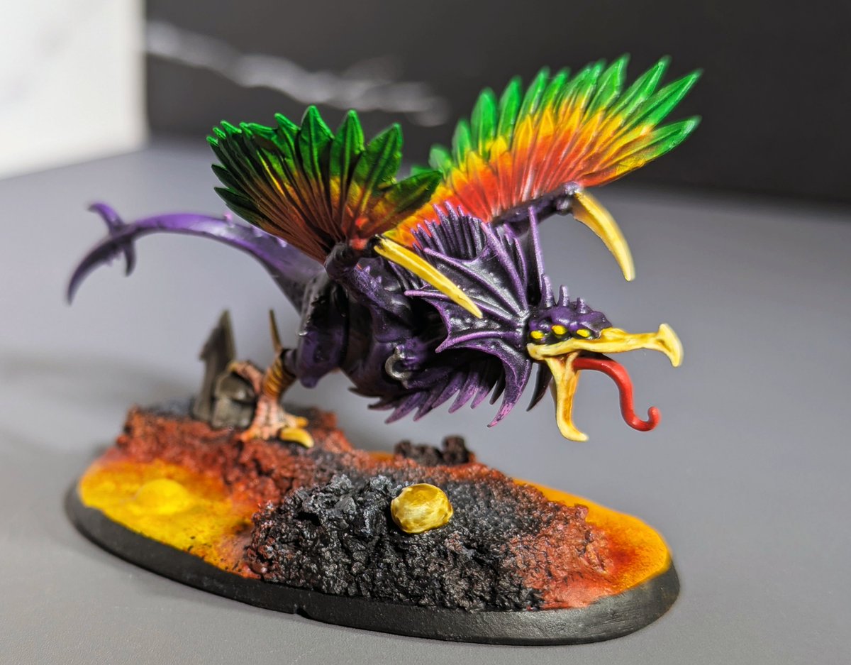 SafeforTableTop's tweet photo. These finished Raptoryx were inspired by birds of prey, I wanted their wings to blaze with color while their bodies stayed subdued!

#Warhammer #WarhammerAoS #WarhammerCommunity #MiniaturePainting #SlavesToDarkness #Wargaming #TabletopGaming #MiniPainter #AoS #PaintingWarhammer https://t.co/c01NkA3ta1