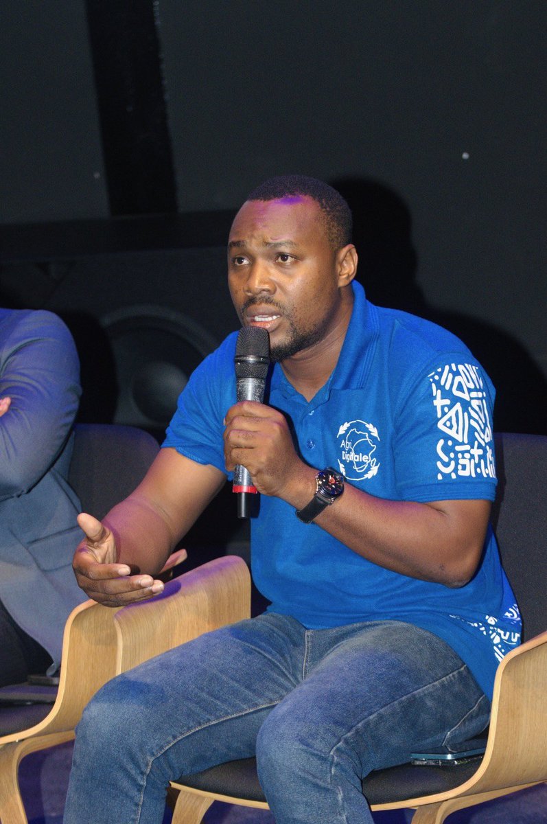 ♻️ Retour en images sur le Panel Environnement &amp; Innovation

À la suite de la projection de "Bigger Than Us", l’Institut français du Togo a réuni des acteurs engagés pour échanger des solutions locales face aux défis climatiques. 🌍
#Environnement #Innovation #Climat #Recyclage