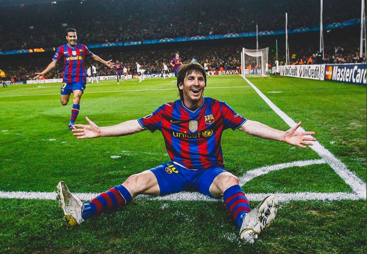 BarcaWorldwide's tweet photo. 🇦🇷 Messi: ‘My dream as a kid was to play for Newell’s first team and become a professional player there.”

— “But my life changed completely. I traveled at the age of 13 to start my career with Barcelona, and everything that happened to me afterward was something I could’ve never imagined — not even in my dreams.”

— “Honestly, I’ve lived things far greater than anything I could have ever imagined, and it was crazy.”