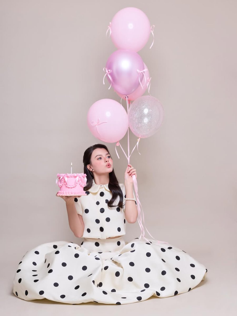 beckyfanclub05's tweet image. 📸 𝗜𝗚 : 𝗯𝗲𝗰𝗰𝗰𝗮

23🎂🫶🏻🪽💘

#beckysangels #BeckyArmstrong 
#BeckyEntertainment