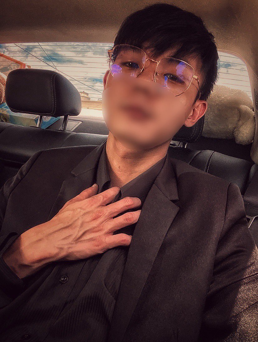 Snow69696969's tweet photo. 如今我努力奔跑，

不過是為了追上那個曾經被寄予厚望的自己

只有不怕死的人才配活著

凡自強不息者，終將得著救贖

抱有遠大的理想，也要珍惜生命中的小確幸。 https://t.co/kxPm6MmSnM