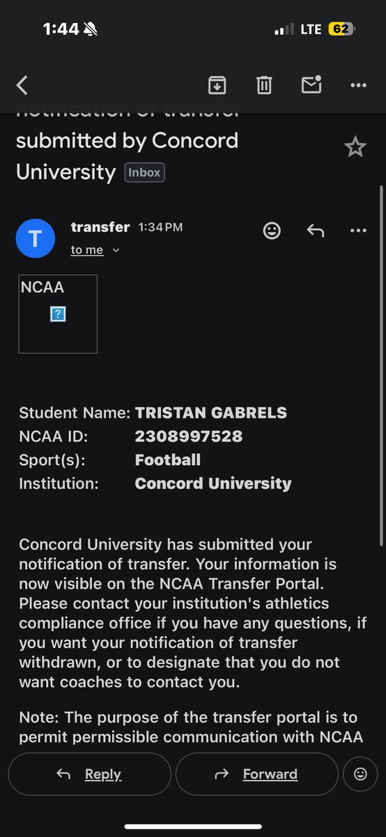 Tristangabrels1's tweet photo. Transfer portal QB with 3-4 years of eligibility left
Team Captain 
Longest touchdown pass by a freshman record 
Here’s a link to my film https://t.co/XL7PZbBxi3 https://t.co/9bKQrOZcSq