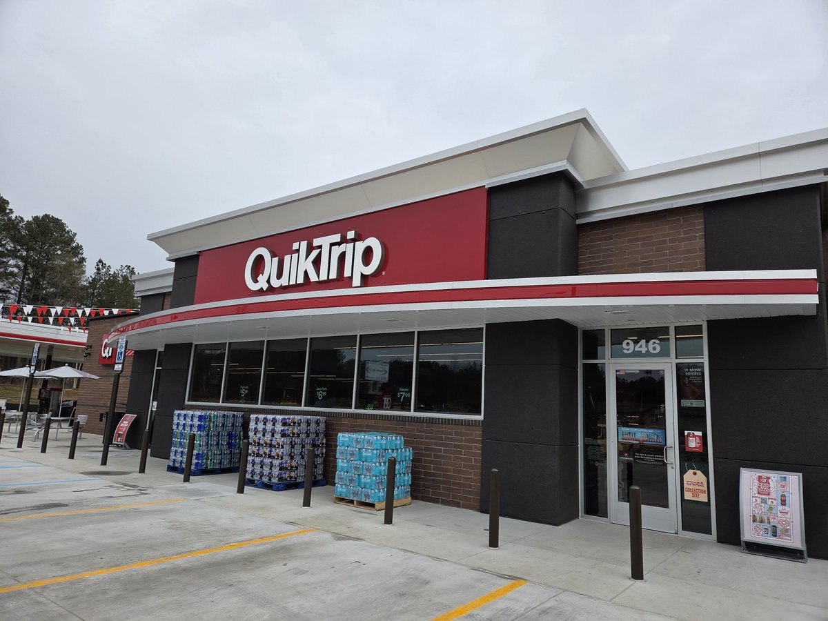 kevmor3's tweet photo. Excited to have a brand new @QuikTrip now in Temple, GA. Went for the grand opening today and they had awesome service and options.  @JoshPateCFB https://t.co/IHNKXIYxLS
