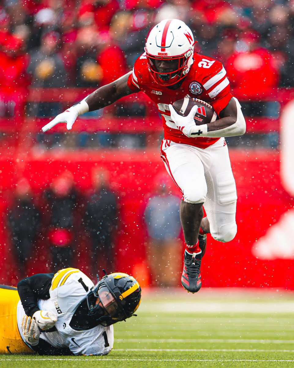 Big Ten Running Back of the Year:
EMMETT JOHNSON 🌽🏆