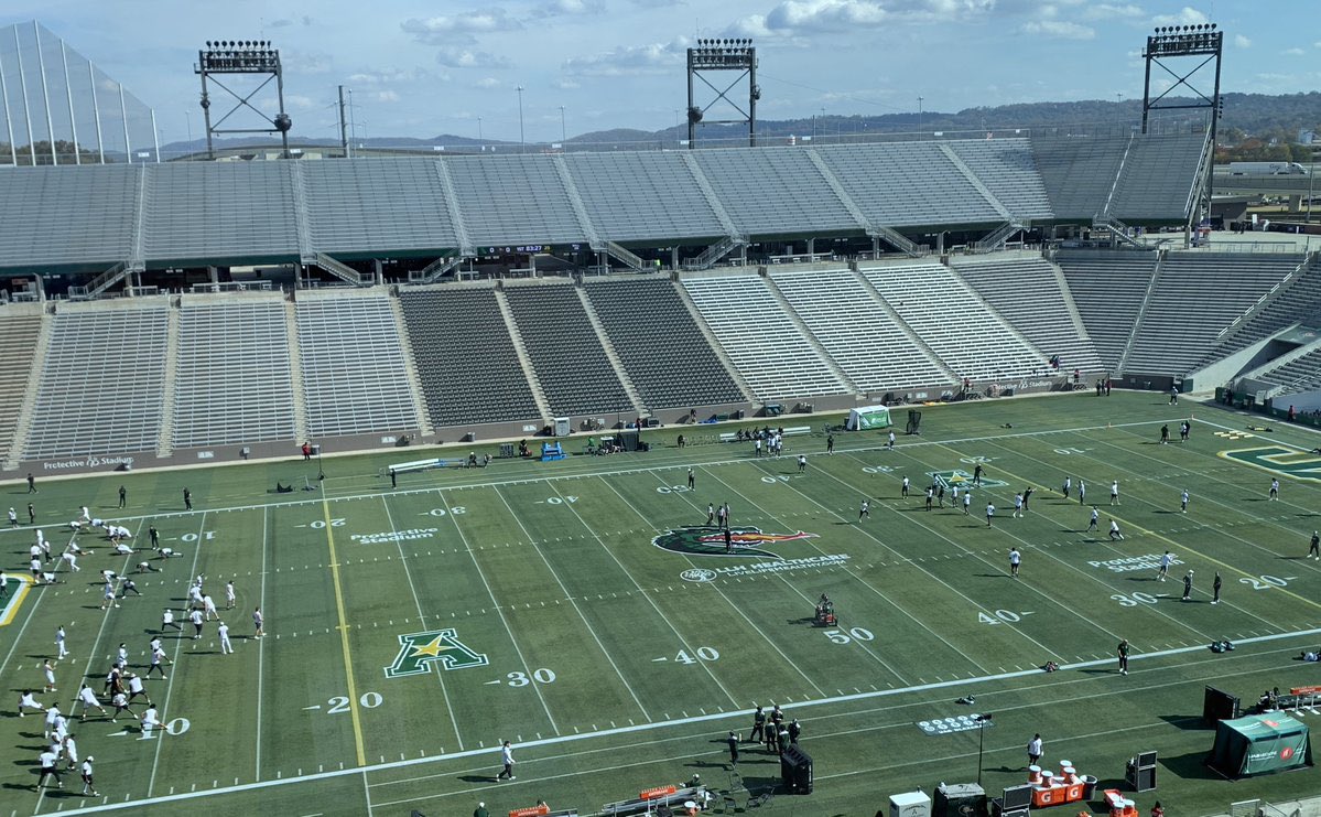 MichaelHon69's tweet photo. @CharmiIIionaire Unfortunately this will be what the stadium actually looks like if he’s there with that sorry ass fan base of y’all’s. https://t.co/EBvslFsb5P