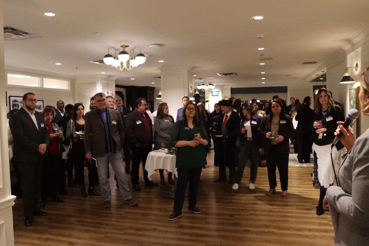 MBOTOntario's tweet image. Last night, #MBOT hosted our Holiday After Hours Networking event at AMICA Erin Mills. Over 100 members of the #Mississauga business community connected and celebrated the holidays.

Photos from the event: photos.app.goo.gl/GoxBZWdpTnYJXV…

Thank you to @JDFactors for presenting this event