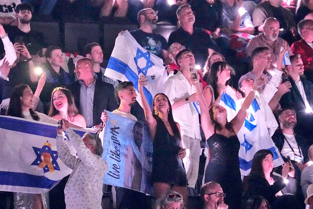JesusNavarro's tweet image. 🔴 #ÚltimaHora 
#España se retira de #Eurovisión 2026 tras la decisión de la UER de permitir la participación de #Israel.
#Eurovisión2026 #RTVE #TVE #EurovisiónRTVE
