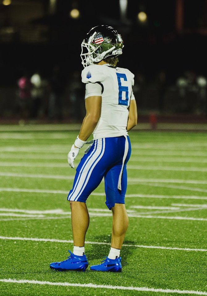 Junior Szn (First Year WR)
- 40 REC
- 855 Yds
- 21.4 YPC
- 12 TD
- 1,105 APY

Film speaks for itself.

hudl.com/v/2THyj6