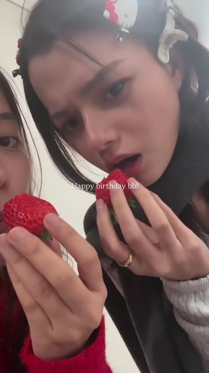 sobaxe_'s tweet image. ไม่น่าเชื่อว่าเผลอหลับไปแปปเดียว ตื่นขึ้นมาฟรีนเบคจะเป็นแฟนกัน!? มุมแฟนสาว พฤติกรรมแฟนเด็ก เธรดแฟนน่ารักมาก งงอะ?