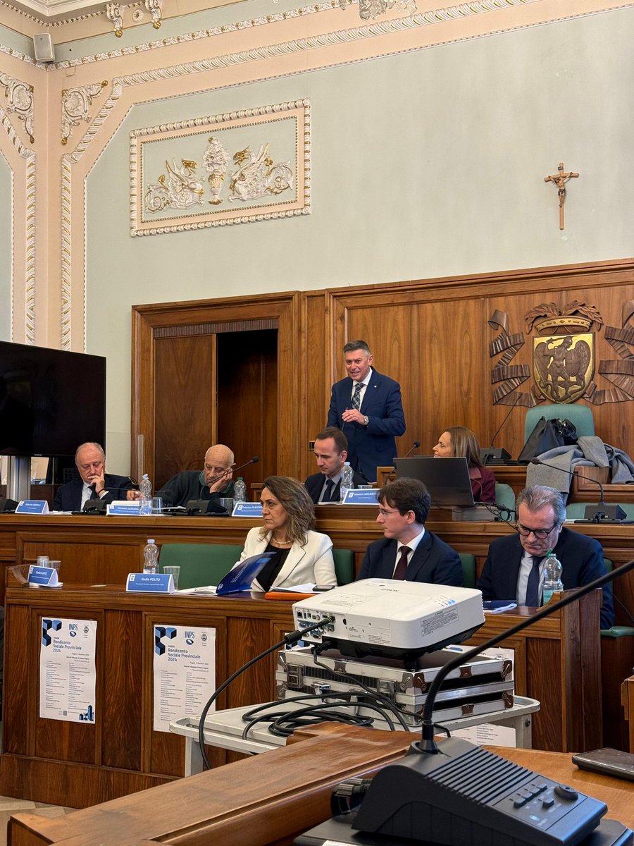 Fai_Cisl_Foggia's tweet photo. Rendicontazione sociale 2024 #Inps Foggia - Donato Di Lella SegrGen FAI Cisl Foggia: “. INPS è riferimento per mondo del #lavoro su territorio dauno. Si azioni e potenzi #ponte di #impegno condiviso in sinergia con #forze #sociali, imprese ed #enti. Siano protagonisti i #giovani” https://t.co/RGp4FINwmi