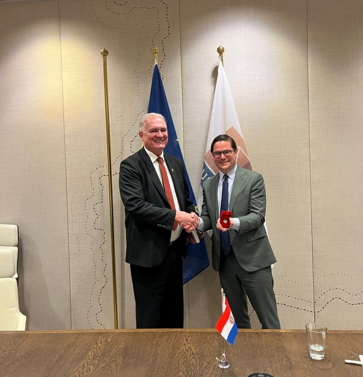 MinPublicoPy's tweet image. Fiscal General firmó convenio de cooperación con presidente de EUROJUST

ministeriopublico.gov.py/nota/-15769