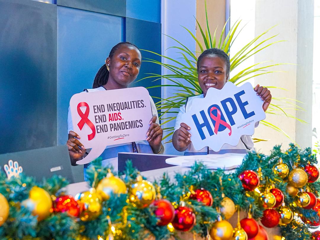 reachahand's tweet photo. We're all about positive vibes this festive season - but not for HIV test results!🫡

Shoes may fall, time may pass, but our resolve to #GettingToZero HIV infections by 2030 remains sky-high 😅

#iKnowKati2025 #iKnowMyHIVStatus https://t.co/HpGcle7JFw