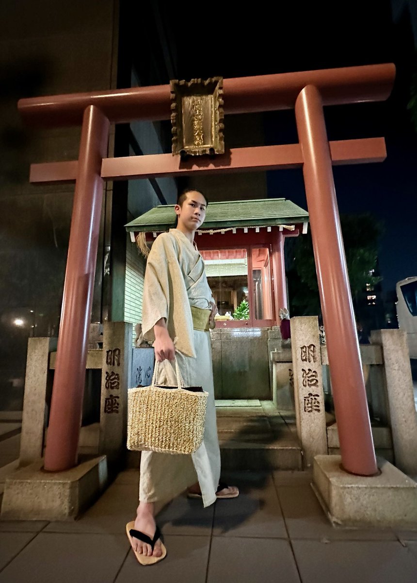 yuta_samurai's tweet photo. #僕が着物を着る理由 

時代劇が好きだから殺陣×着物好き。

そして曽祖母が和裁士だったということもあり、曽祖母が祖父用に作った着物を譲り受けたのもある。

→最後の写真は譲り受けた物の一つ

せっかくだから十代でも着物を粋に
カッコよく着られることを発信したい✨ https://t.co/3TVXX0Hwin