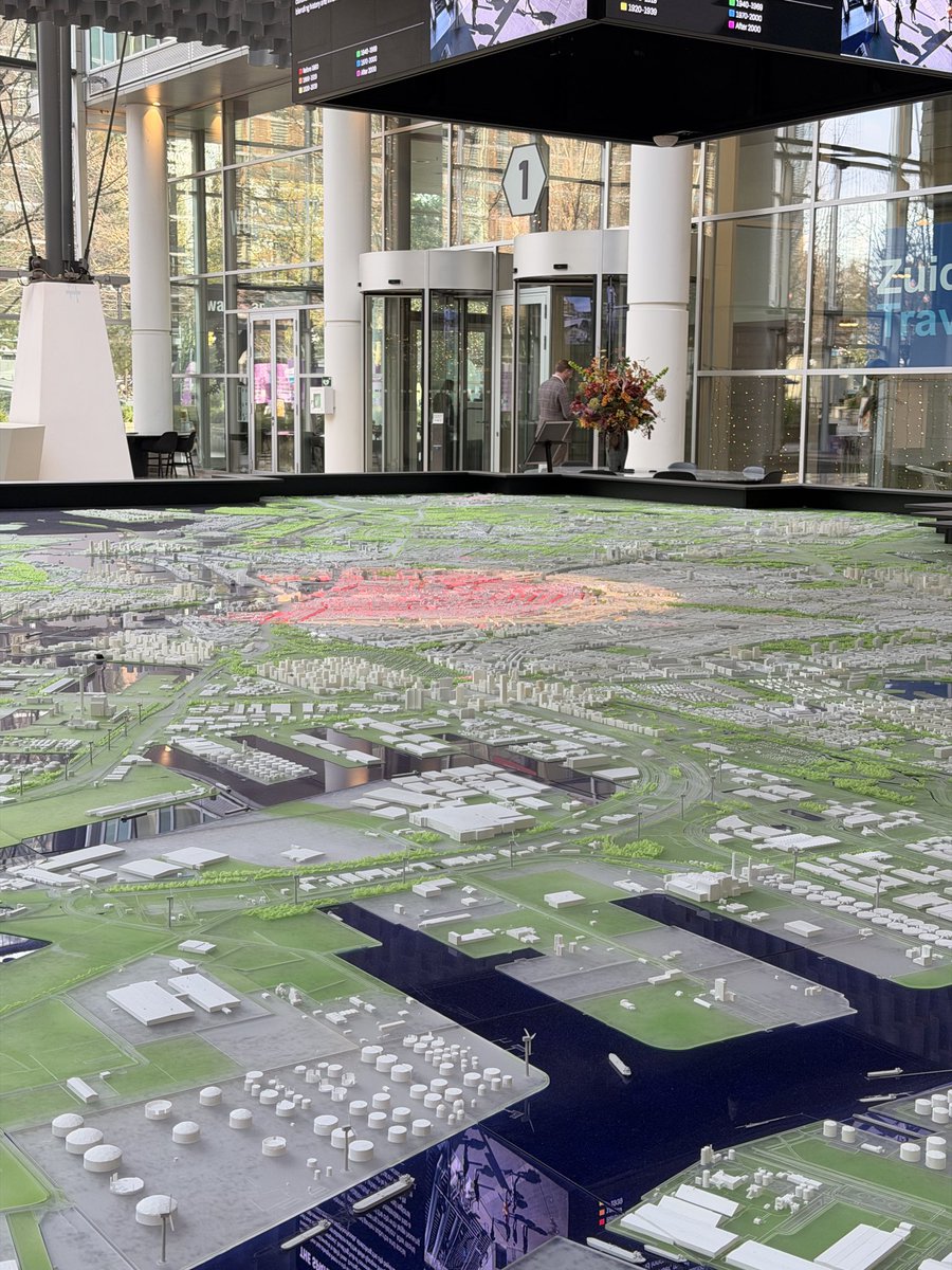 Platform #Economie over #Circulaire_economie #EconomicBoard #LSH #Toerisme En doorrrrrr…… <a href="/MRAsamenwerking/">Metropoolregio Amsterdam</a>