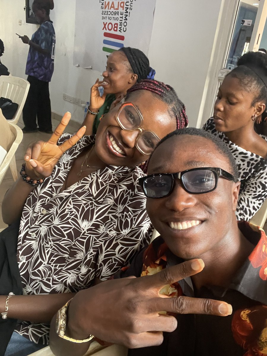 ThoaLin's tweet photo. Live!! 

Learning a lot and having fun as well 🤭
 My seat partner @Chinelo_R_Ani is also having fun as well 

Thanks @Eth_Enugu for the event and thank you @Snapcrackle for the brief presentation, it was amazing 🤩 https://t.co/VLtDuVaHCr