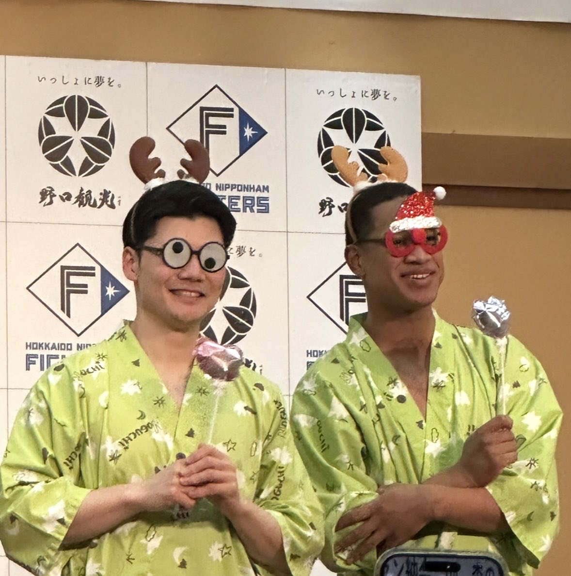 tal56565656's tweet photo. ファン納会楽しかった～！質問コーナーでFFESのキヨコちゃんについてきよに質問書いたら選ばれ読んでもらえました😭✨まんちゅーはキヨコちゃんがハンターハンターのビスケ(ムキムキver笑)にソックリと😂 あと抽選会、夫婦で当選した🥲✨それはまた別postで🫶🏻 #野口観光 #清宮 #万波 #森のソラニワ https://t.co/Q9jQzuFXzF