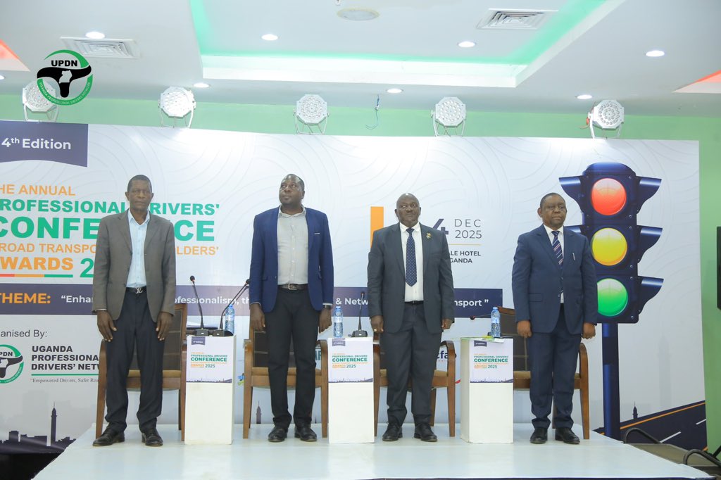 Kobs_Fifi's tweet photo. The Uganda Professional Drivers Network has adopted a declaration aimed at transforming Uganda's road transport sector. Key points include:
1. Harmonized professional driver training and qualification framework.
#ProfessionalDrivers #DriversConferenceUG #toffirakukkubo https://t.co/Q9ST6649Y1