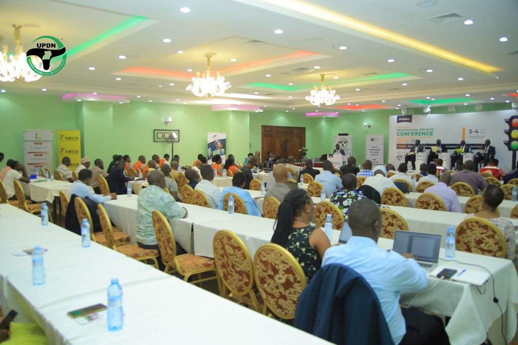 Kobs_Fifi's tweet photo. The Uganda Professional Drivers Network has adopted a declaration aimed at transforming Uganda's road transport sector. Key points include:
1. Harmonized professional driver training and qualification framework.
#ProfessionalDrivers #DriversConferenceUG #toffirakukkubo https://t.co/Q9ST6649Y1