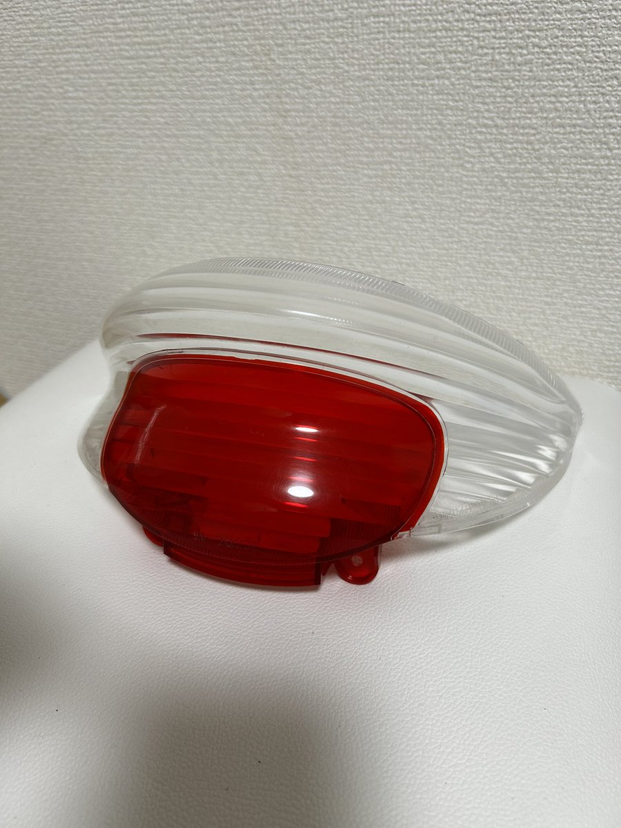 0201_shuto's tweet photo. 誰かgアクのファンシーレンズと交換してくれません？
それか買い取ってくれる人 https://t.co/UnuwTYo2KH