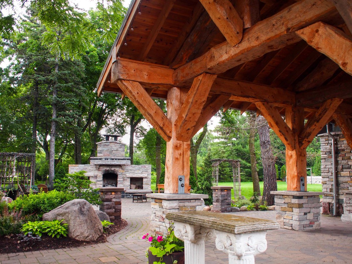 The Natural Stone Fireplace at The Gardens of Castle Rock - a Minnesota Wedding and Event Center. 📸: thegardensofcr #MNWeddingNorthfield #NorthfieldMN #2025WeddingTrends
#2025Weddings #MNGardenWedding #InstagramWedding #BeautifulSetting buff.ly/qtuGuZw