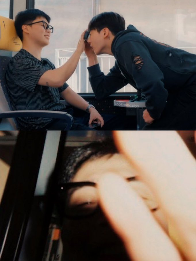 jmzfilter's tweet photo. Beautiful picture of the year 😄😄
#jikook https://t.co/tUXrQKH04j