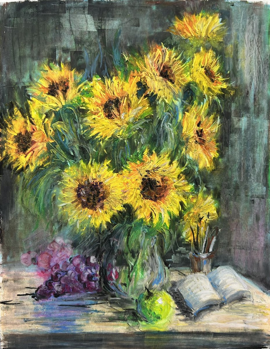 クレパスでヒマワリ描いてみたー🌻🖍️

いつも塗りたくってて、今回も塗りたくってたんだけど、
今回は思い切って塗りたくったクレパスを定規でこそぎ取ってみた

床がとてつもなく汚れてもーた