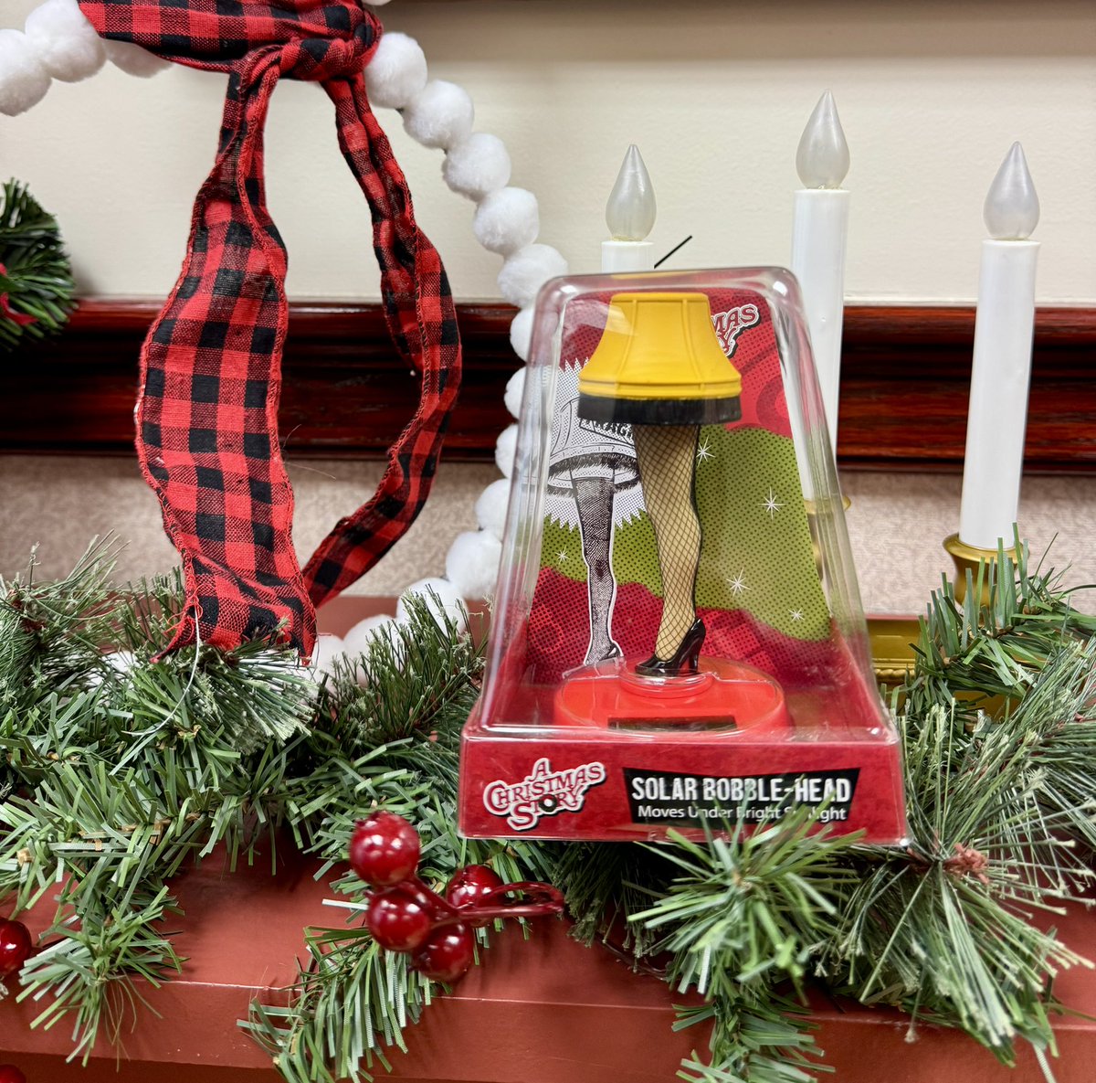 RalphLair's tweet image. Fra-gee-lay...that must be Italian.