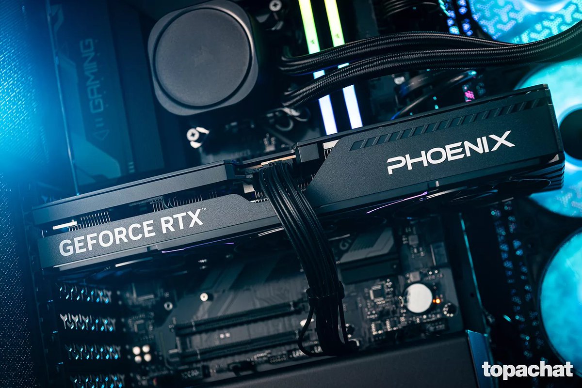 TopAchat's tweet image. 🔥 #XmasDeals 
➡ PC Gamer PHANTOM
i5 - RTX 5070 Ti - 32 Go
🔥 - 200 € !
🚀 Livré demain chez toi !

topachat.com/pages/detail2_…

🔥 Indice de performance : 25542
Cyberpunk ➡ 220 FPS 
Call of Duty ➡ 220 FPS