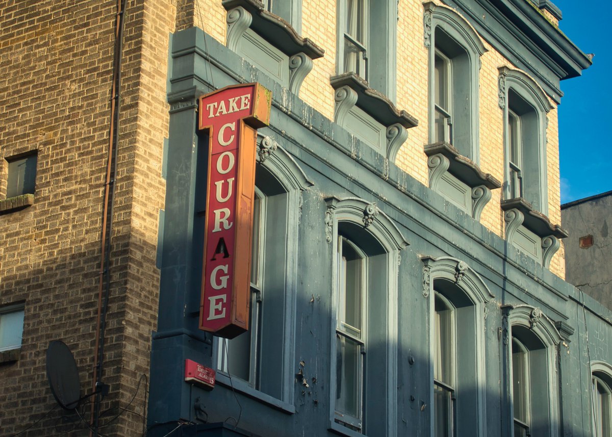 sixthland's tweet image. Take Courage

#pubsign #takecourage #beer #pub #publichouse