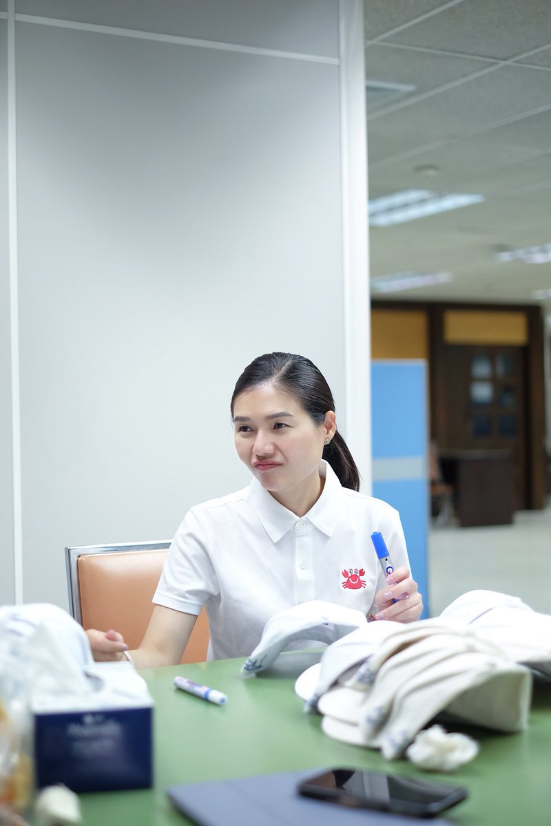 งอน☹️                                        งอนกลับ😕