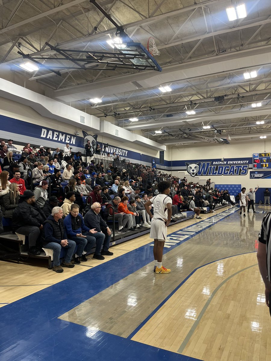 CvCUpstateNY's tweet photo. A great night with the Snowball Showdown at Daemen University last night! 3 great games and a bunch of money raised for a great cause!!

Thank you @AmherstTigers1 @clarencevbb @NicholsHoops1 @WillNorthHoops @StJoesHoops @JHSBasketball1 for playing last night! https://t.co/fU5VkKk3rJ