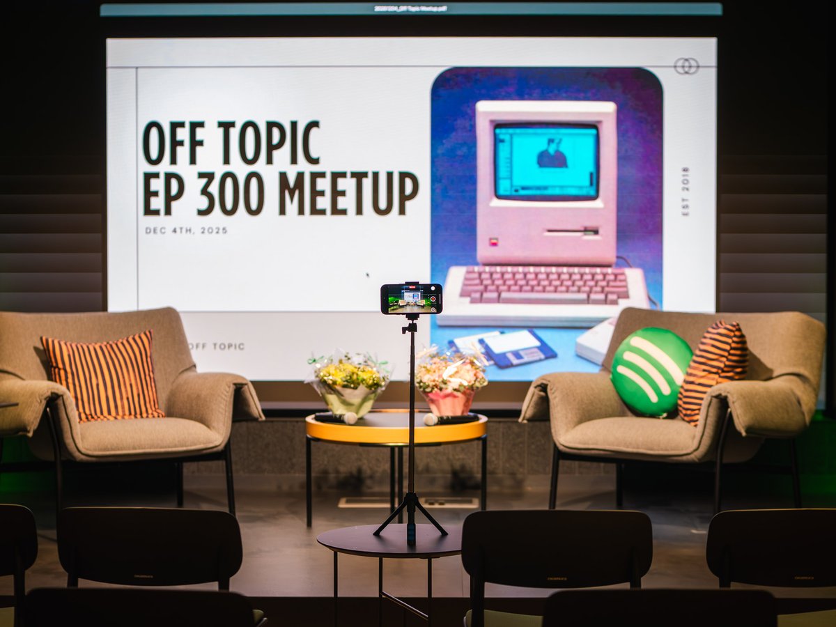 tmiyatake1's tweet photo. 今日はOff TopicのEP 300を記念する公開収録イベントを開催しました！

Spotify Japanオフィスでサントリーさんからのドリンク、まい泉からのOff Topicロゴ入りのカツサンドをいただきました。

ファンの方々からめちゃくちゃ温かい言葉ばかりいただいて、本当に感謝してます。これからも頑張ります！ https://t.co/9fSEVvQeve