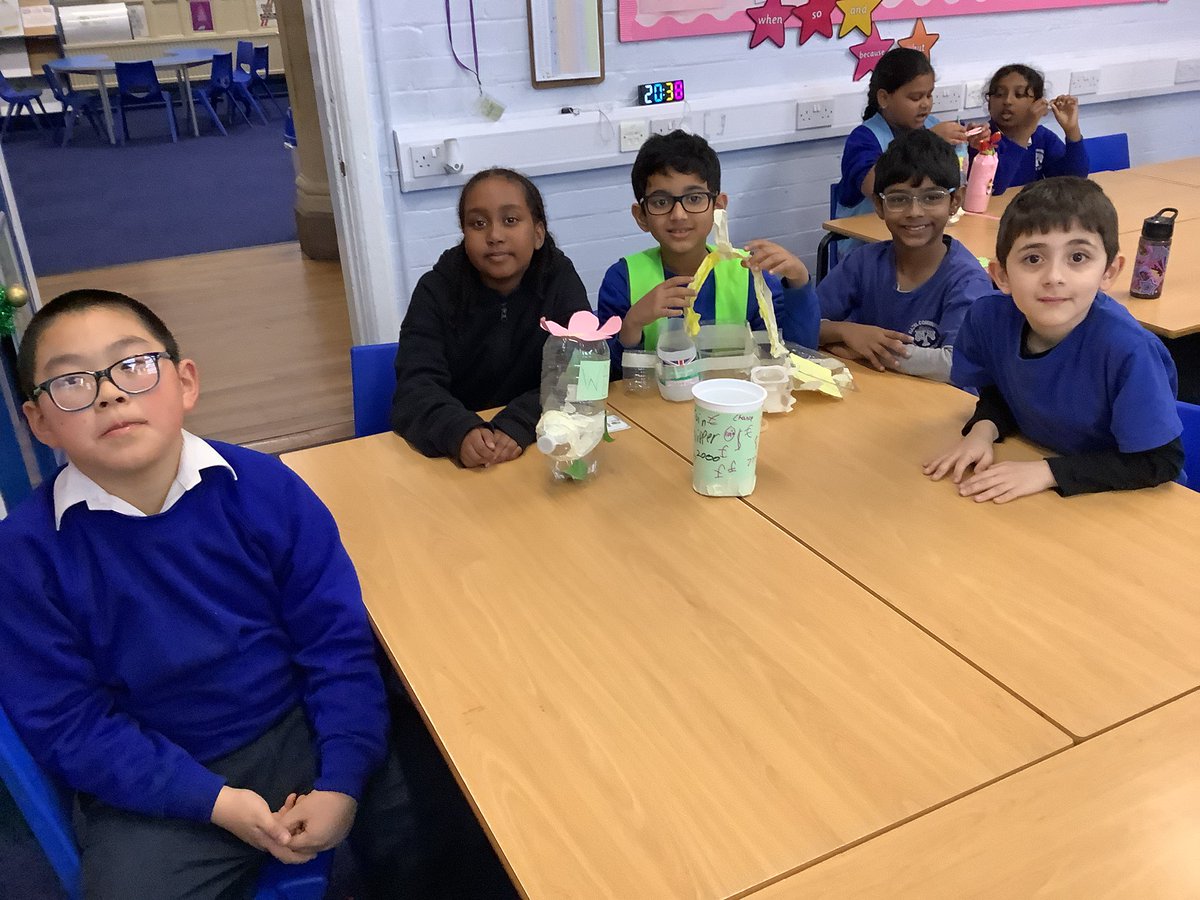 MonaAbd39195307's tweet photo. In science, Year 4 have shown great determination and fantastic team work in creating their Plastic Challenge. They’ve used plastic materials and designed purposeful items, such as plant pot, pencil holders and watering cans ♻️. @HazelSchool https://t.co/9C9FDG8tW8