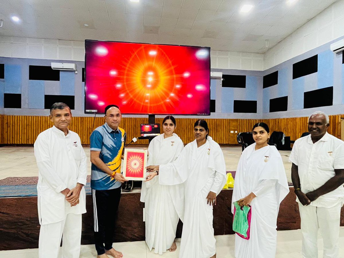 EngineAvadi's tweet photo. EFA arranged a training session on "Stress Management and mental well being" in association with Brahma Kumari organisation https://t.co/AkgDRiJC7q