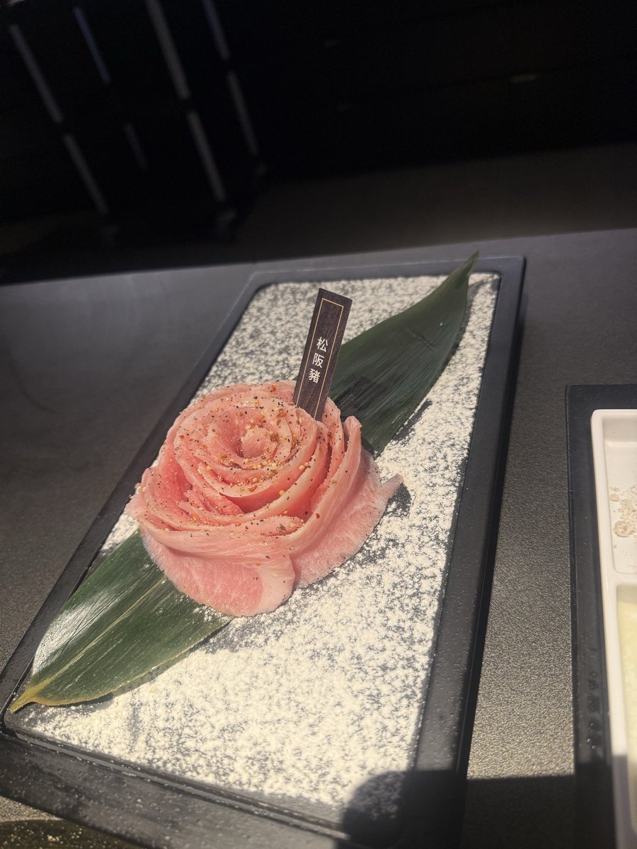 Lin0963's tweet photo. 薄薄的家庭！
吃燒烤 https://t.co/ws6XilV8LI