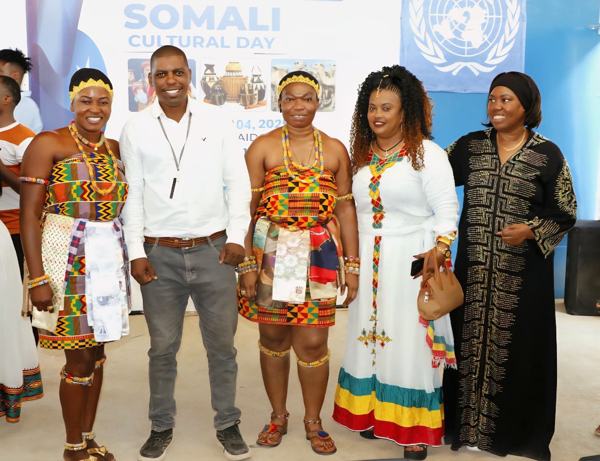 sws_mros's tweet photo. @MROS Today were  participate in the Somali Cultural Day event. @Various cultural @traditions were showcased, including traditional foods and cultural dances from different countries such as Uganda 🇺🇬, Ghana 🇬🇭, Somalia 🇸🇴, and Ethiopia 🇪🇹." https://t.co/MsuYD6LP4c
