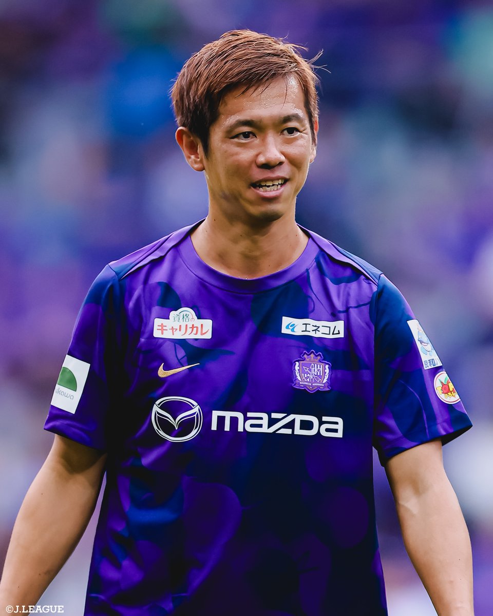 🎂 HAPPY BIRTHDAY 🎂 本日12月5日は サンフレッチェ広島 塩谷司 選手