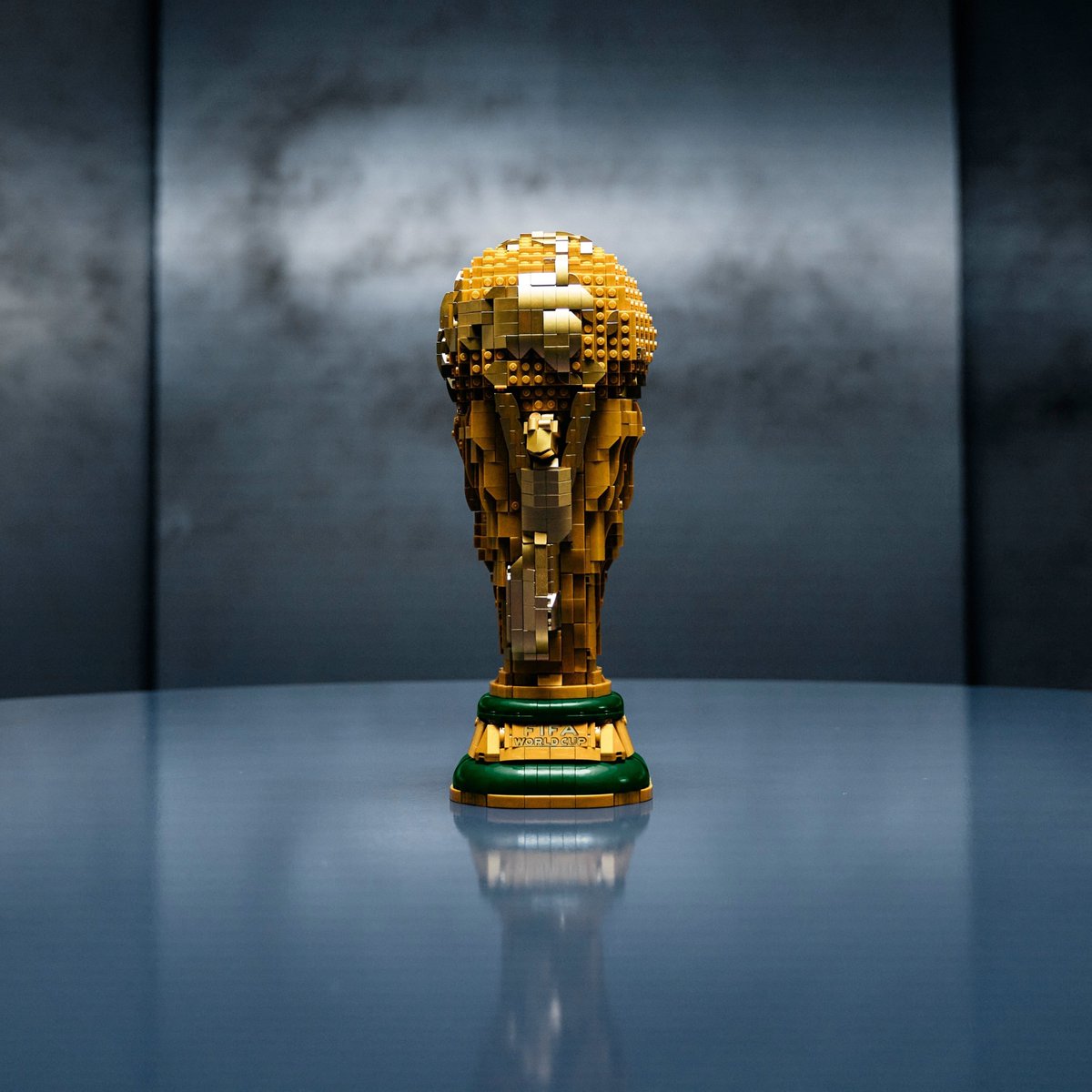 Lego, Dünya Kupası'nın legosunu satışa sundu.