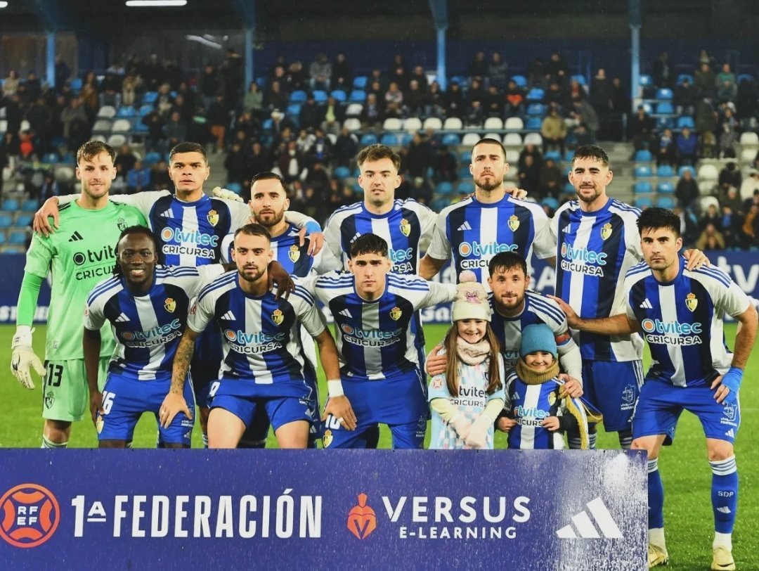 📅 ⚽️¡Día de partido!⚽️
🎽Ponferradina-Racing de Santander 
🕛 20:00 horas
🏟 El Toralín 
#VamosDeportiva #CopadelRey ⚪🔵💪🏆