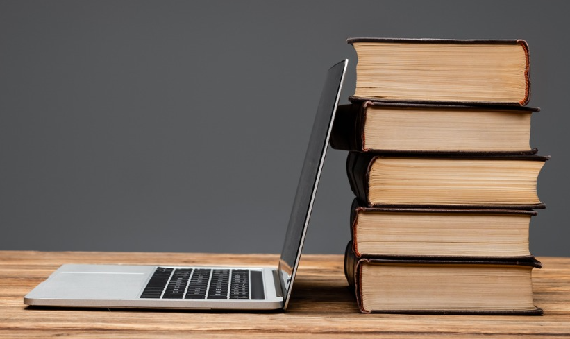 Servicios editoriales:

vueloartico.com/articulos/serv…