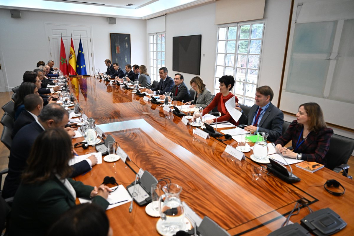 🇲🇦-🇪🇸 El Jefe del Gobierno, S.E. Aziz Akhannouch, y el Presidente del Gobierno español, S.E. Pedro Sánchez, han copresidido, hoy en Madrid, los trabajos de la XIII sesión de la Reunión de Alto Nivel Marruecos-España
<a href="/ChefGov_ma/">رئيس الحكومة المغربية</a>
<a href="/sanchezcastejon/">Pedro Sánchez</a>
<a href="/desdelamoncloa/">La Moncloa</a>