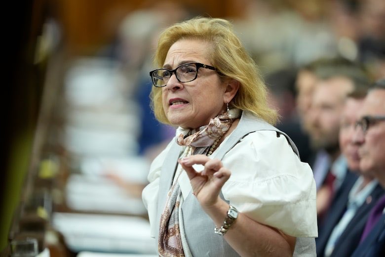 99Oilers's tweet image. Canada’s obligation is to Canadians. Not to anyone else. Coming to Canada is a privilege. It is not a right.  Canadians health, education, and economic well being MUST be PRIORITY 1. #Immigration  Minister warns foreign nationals not to abuse asylum system theglobeandmail.com/politics/artic…