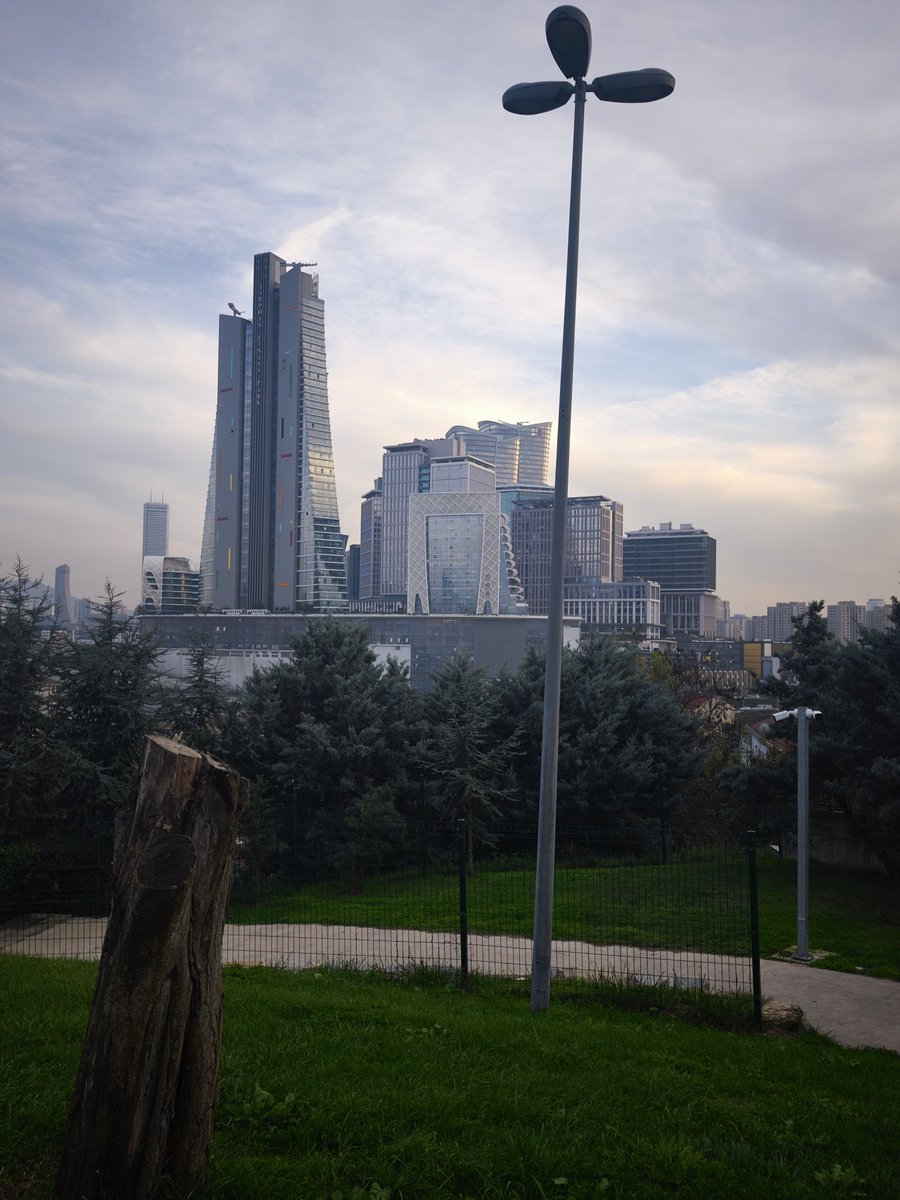 Bu şeddadi binaların Şeddâd'ı kim?