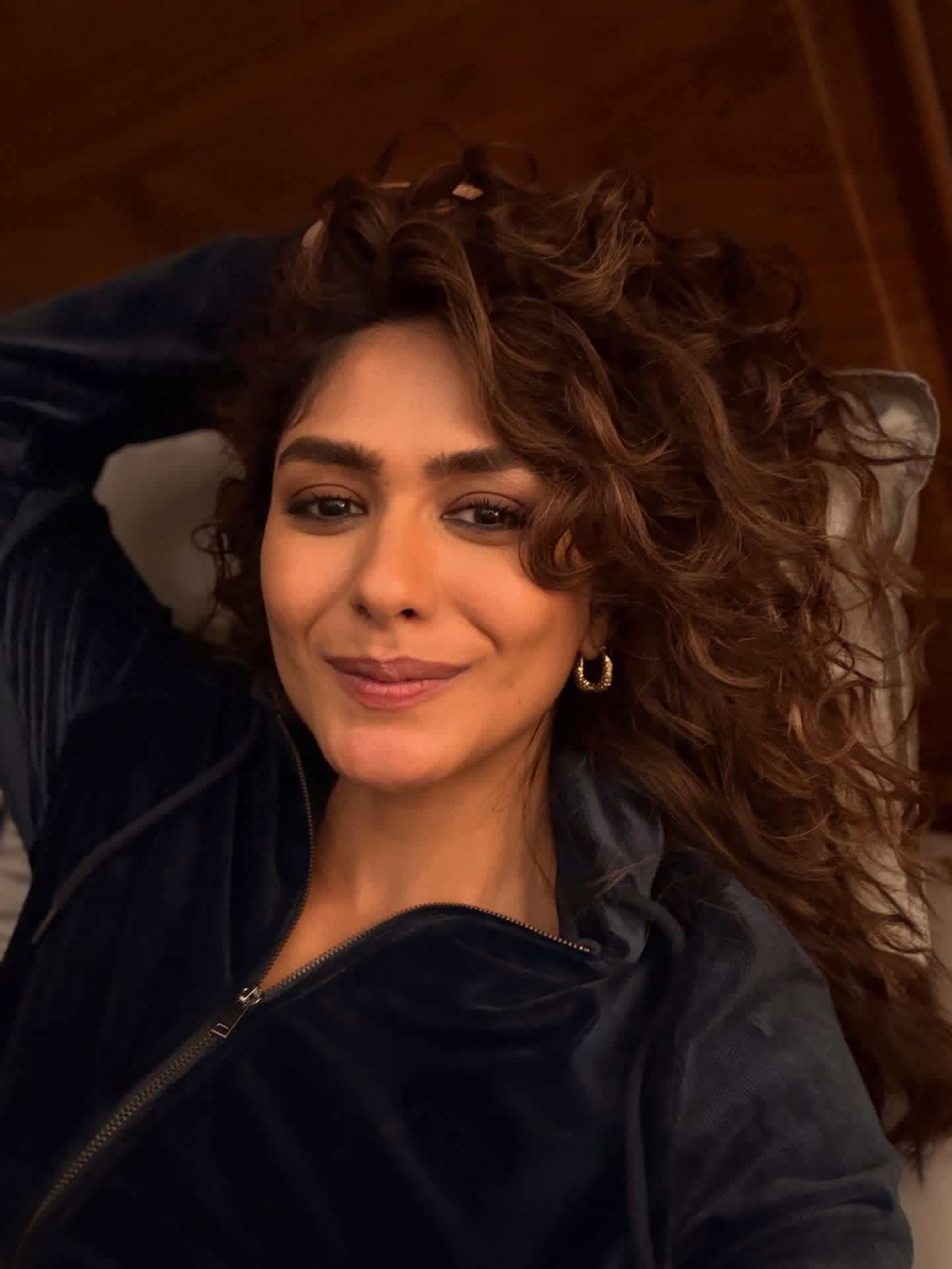 G7VKn40b0AA4xzh?format=jpg&name=large