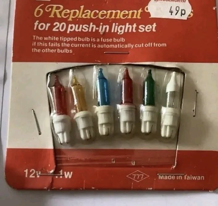 EDiamond136's tweet photo. In the 80,90s I always made sure to have plenty of these replacement light bulbs in stock at Diamonds at Christmas time Many a late night caller came looking for them Those were the days before the throw it away culture. #Christmaspast https://t.co/1oxwhaymnc