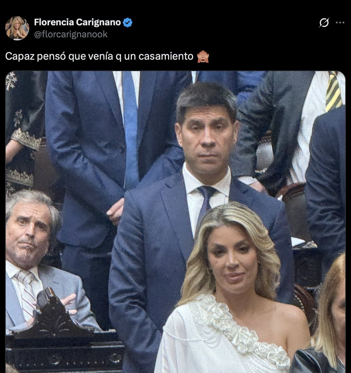 No estoy capacitado para opinar sobre el vestido de Virginia Gallardo, pero puedo afirmar que no fue ella la que se mofaba de los varados en el exterior durante la cuareterna, mientras morían argentinos porque Churchirlo rechazaba vacunas para secarle la nuca a Putin.