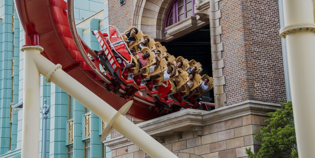 Blooloop's tweet image. Bidding farewell to lost attractions in 2025: Lance Hart looks back at some of the attractions we&apos;ve had to say goodbye to this year. tinyurl.com/2dbupdxh