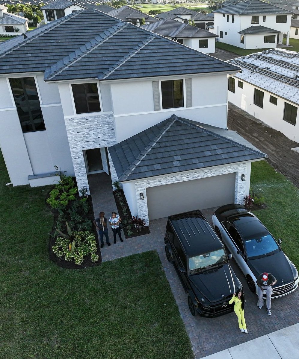 maceoofficial's tweet image. goals fr