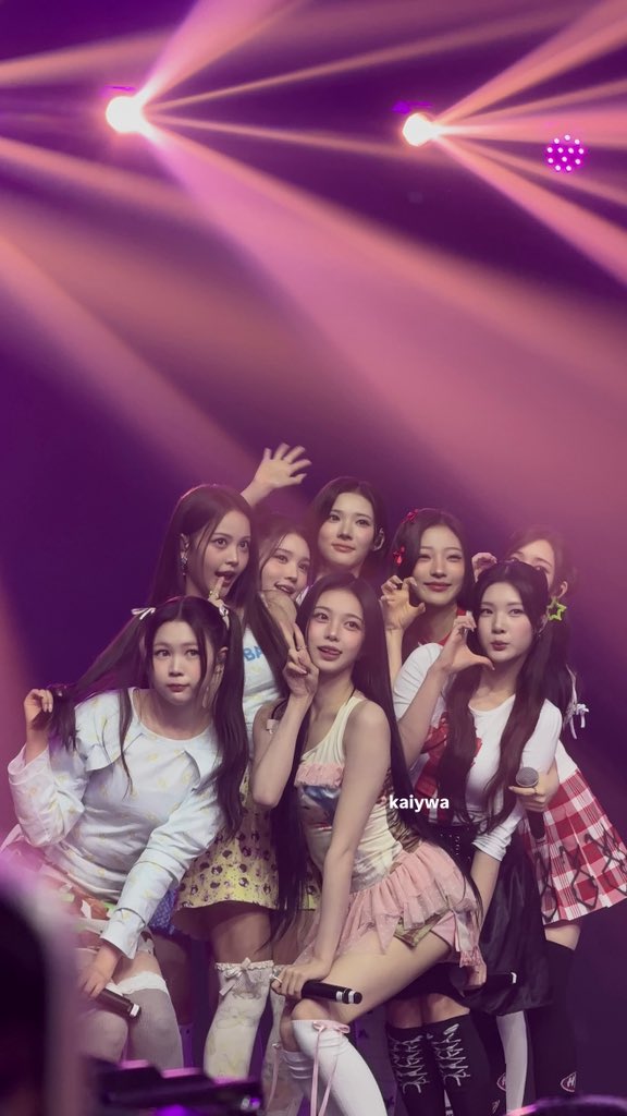 yourmlly's tweet image. BEAUTIFUL GIRLS

#Hearts2Hearts #H2H
#SpotifyWrappedLiveIndonesia